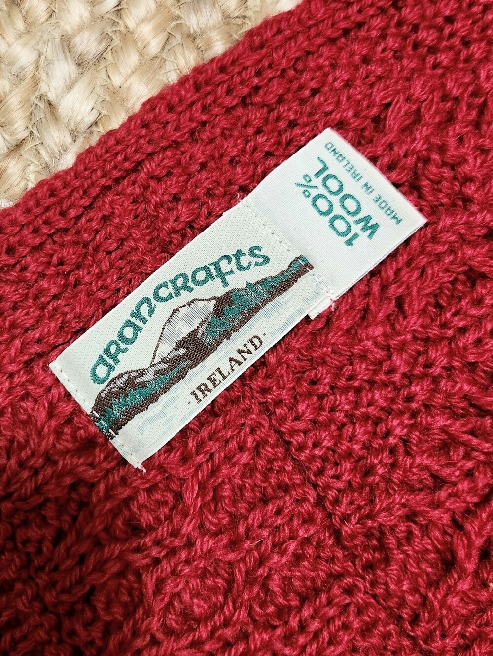 Aran Crafts Wool Honeycomb Red Scarf Unisex Ireland 64x9 Inch Cable Knit Celtic - Picture 7 of 11